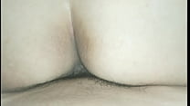 Секс в диванчика с белобрысой цыпочкой в лифчике в разных позициях